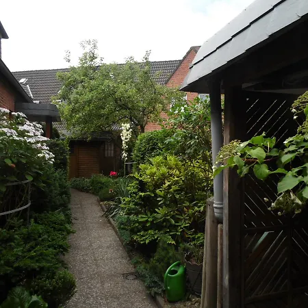 Gaestehaus Nis Puk Und Gasthof 3*